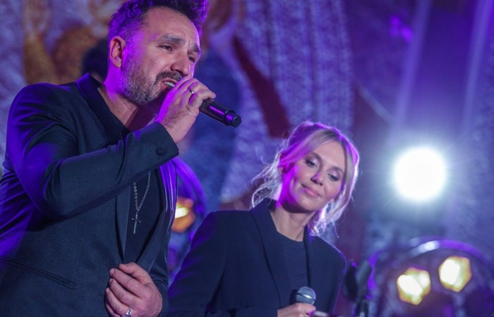 Uroczystości towarzyszyła oprawa muzyczna artystów scen polskich - wykonawców hymnu „Nie zastąpi Ciebie nikt”, nagranego w 100. rocznicę urodzin św. Jana Pawła II.