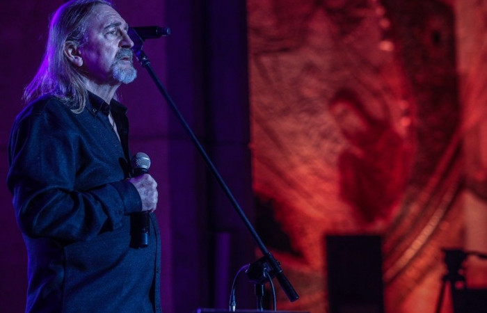 Uroczystości towarzyszyła oprawa muzyczna artystów scen polskich - wykonawców hymnu „Nie zastąpi Ciebie nikt”, nagranego w 100. rocznicę urodzin św. Jana Pawła II.