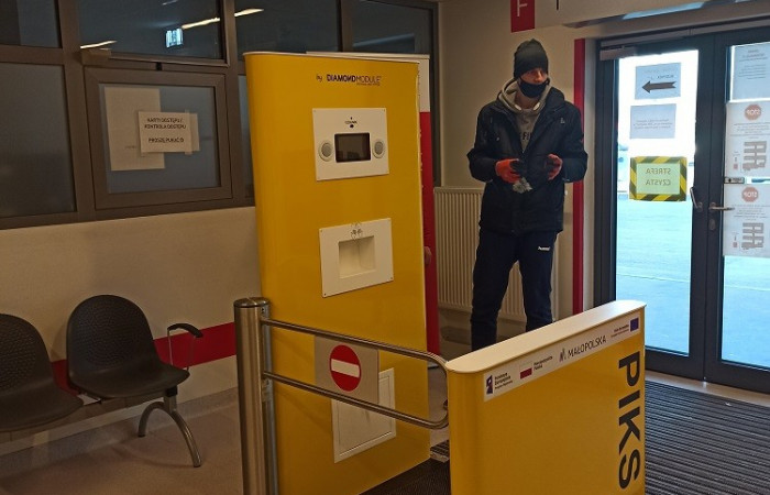 Brama dezynfekująca