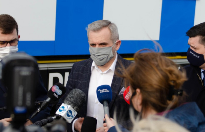 Marcin Jędrychowski, Dyrektor Szpitala Uniwersyteckiego odpowiada na pytania dziennikarzy