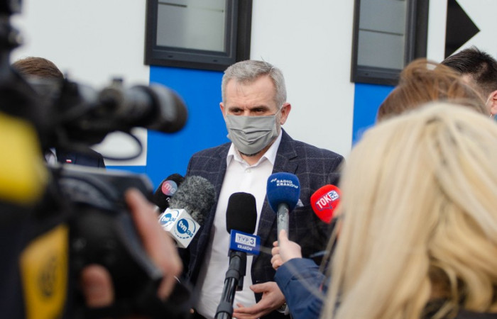 Marcin Jędrychowski, Dyrektor Szpitala Uniwersyteckiego odpowiada na pytania dziennikarzy