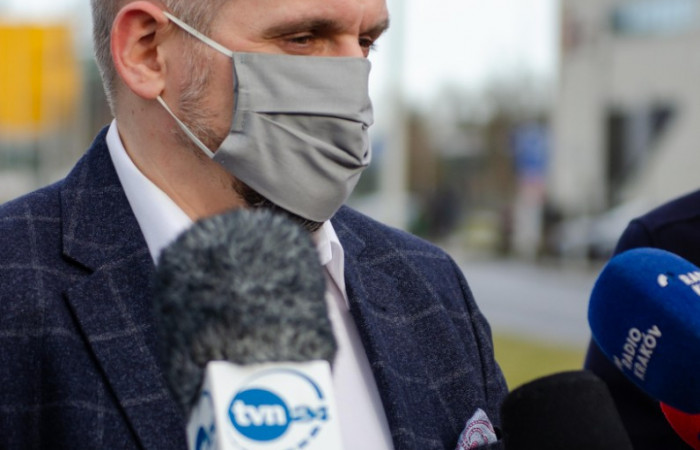 Marcin Jędrychowski, Dyrektor Szpitala Uniwersyteckiego odpowiada na pytania dziennikarzy