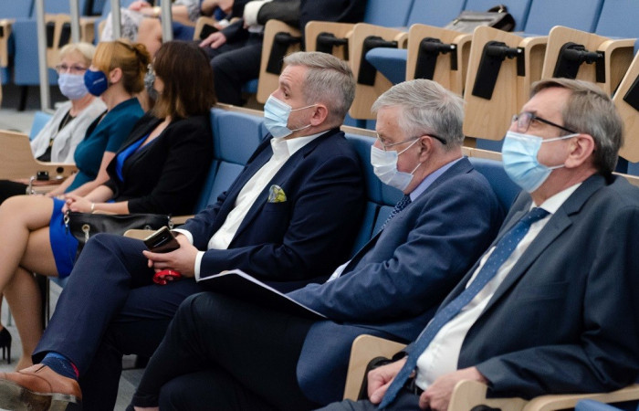 uroczysta inauguracja otwartego aparatu rezonansu magnetycznego