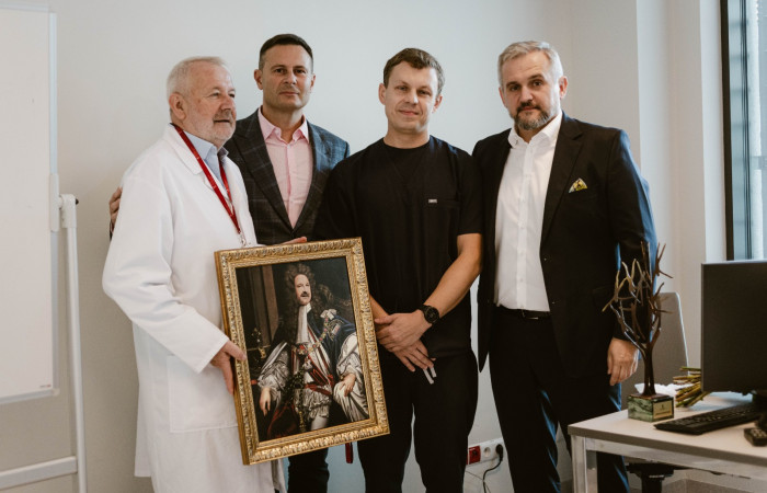 Prof. Matyja - oficjalne pożegnanie z Oddziałem - zdjęcia grupowe