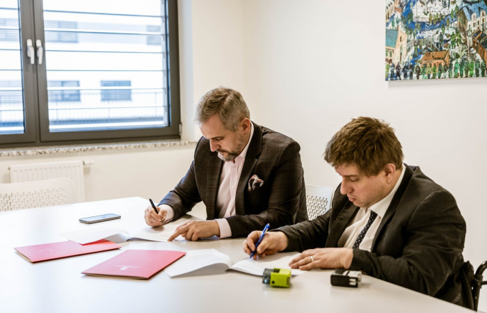 Podpisanie umowy Wolontariusze