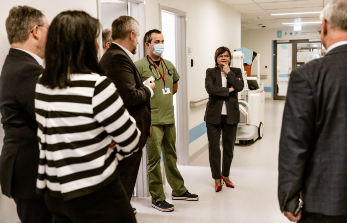 Ministra Zdrowia Izabela leszczyna zwiedza Szpitala Uniwersytecki