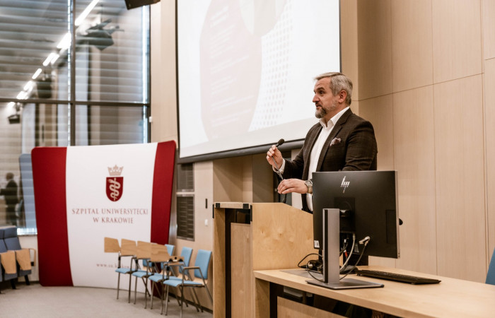 Uroczysta inauguracja obchodów Międzynarodowego Dnia Pielęgniarek i Położnych