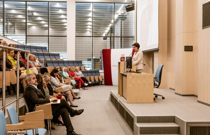 Uroczysta inauguracja obchodów Międzynarodowego Dnia Pielęgniarek i Położnych