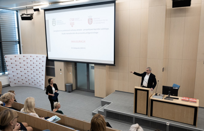 Uroczystość inauguracji I edycji studiów menadżerskich