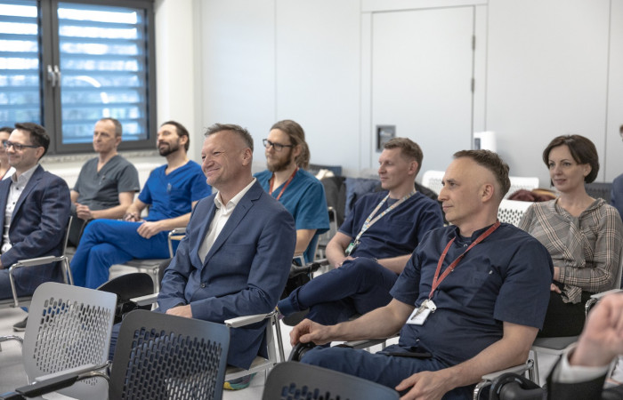 Obchody tysiecznej operacji systemem robotycznym daVinci