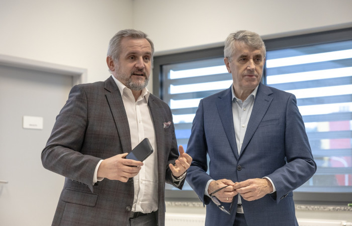 Obchody tysiecznej operacji systemem robotycznym daVinci